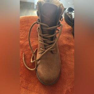 Men's Brown Lace-Up Boots